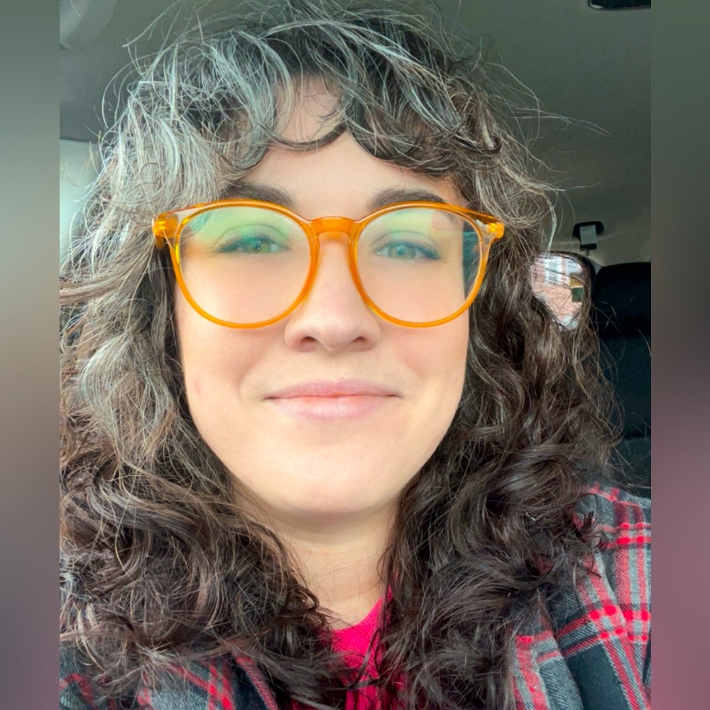 Hey there, I'm Sarah! (she/her)